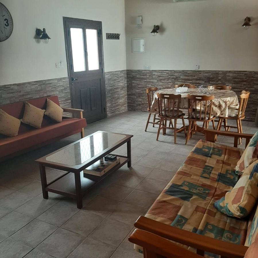 Haven House Villa ลาร์นาคา ภายนอก รูปภาพ