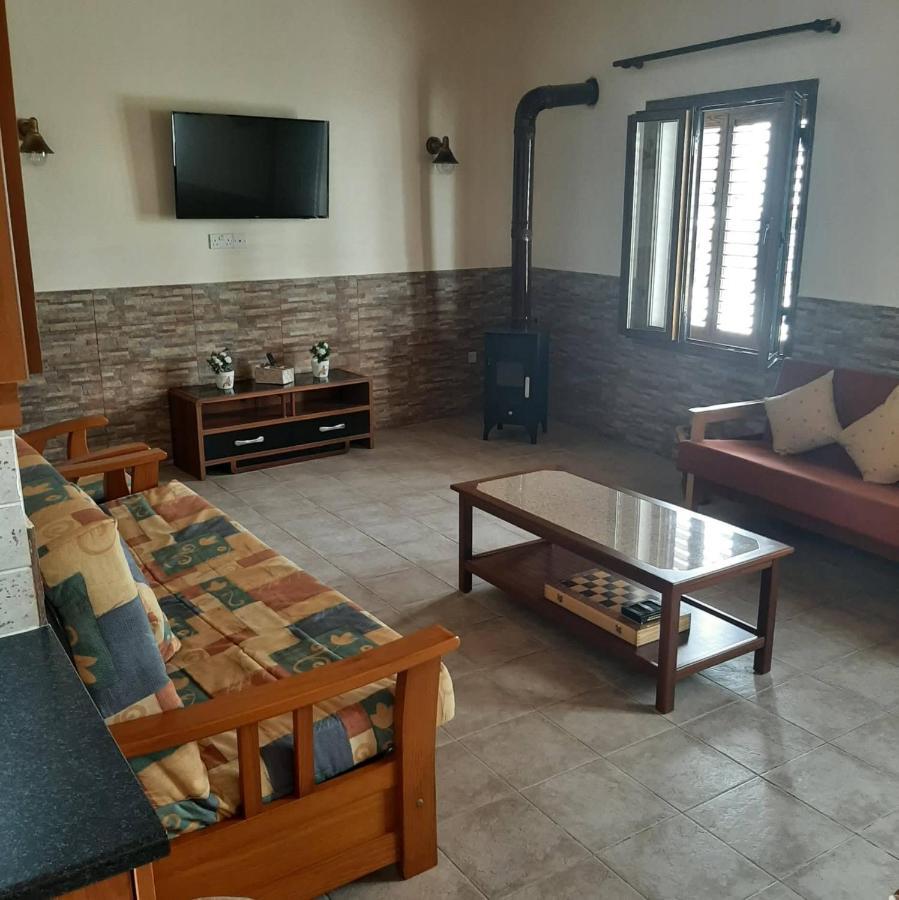 Haven House Villa ลาร์นาคา ภายนอก รูปภาพ