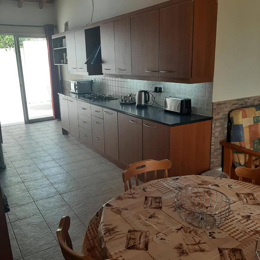 Haven House Villa ลาร์นาคา ภายนอก รูปภาพ